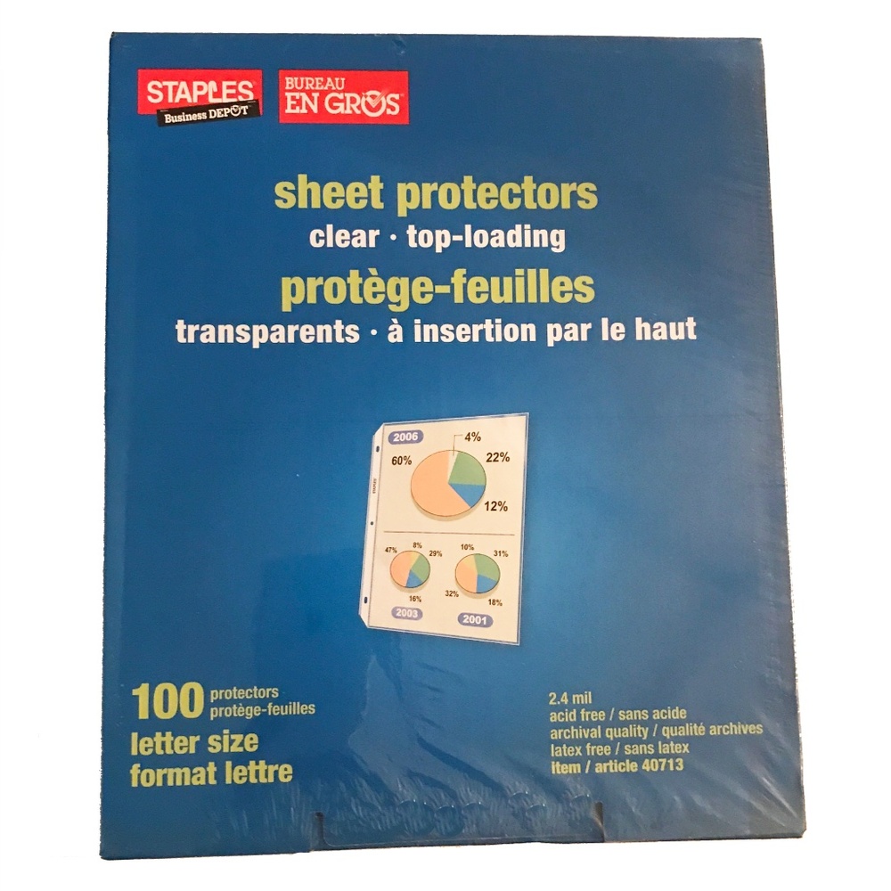 NWOT 100 Sheet Protectors